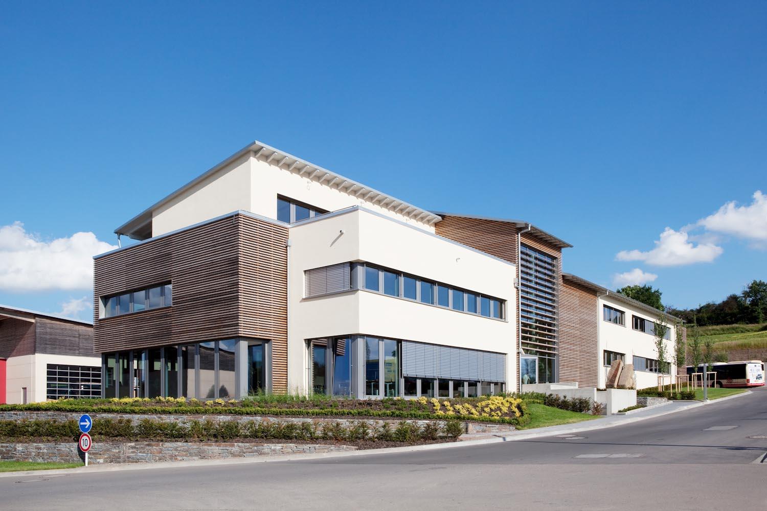 Canach - Hauptsitz der Emile Weber Gruppe