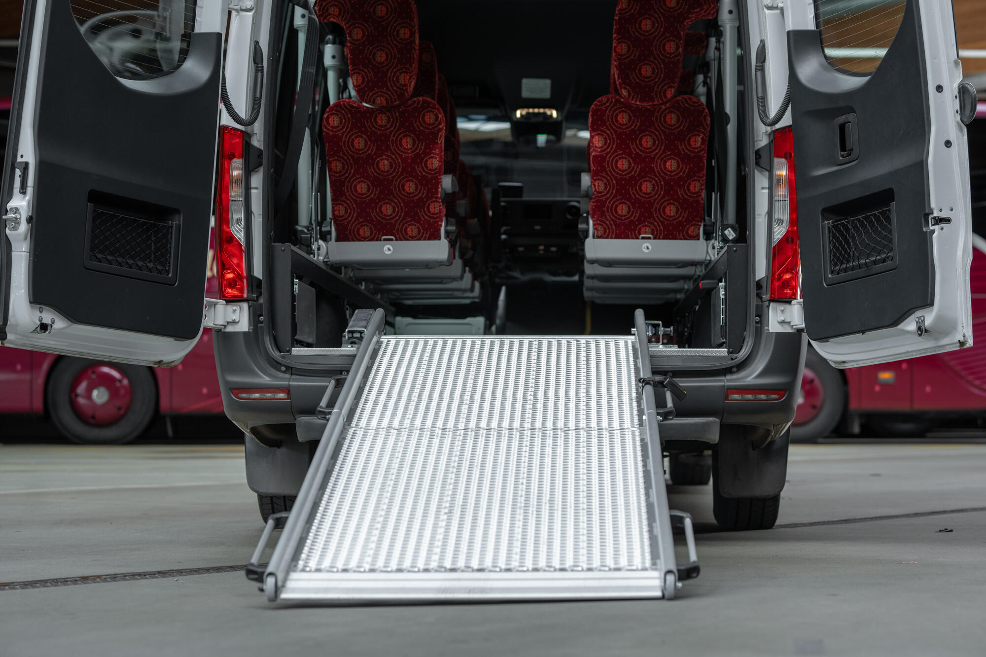 Barrierefreier Minibus