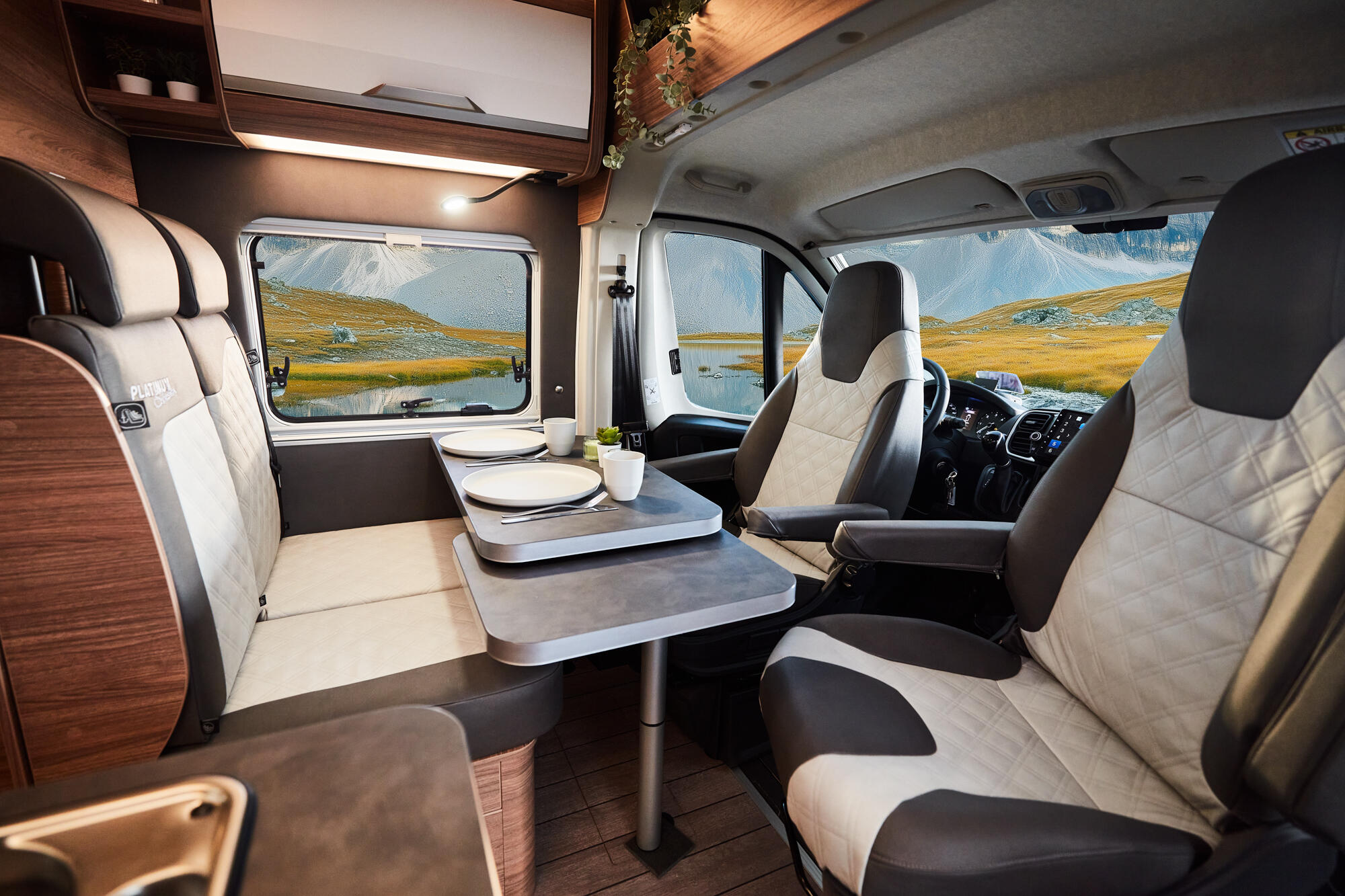 Knaus Boxlife 540 (with pop-up roof)