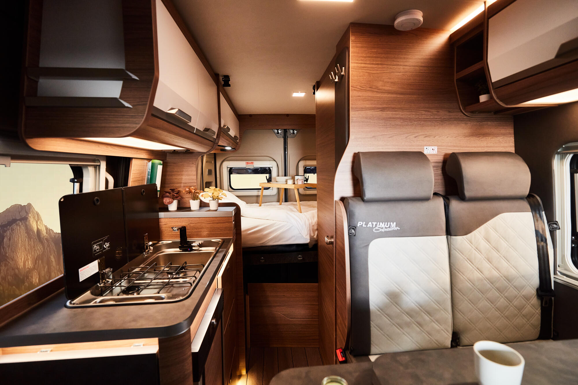 Knaus Boxlife 540 (with pop-up roof)