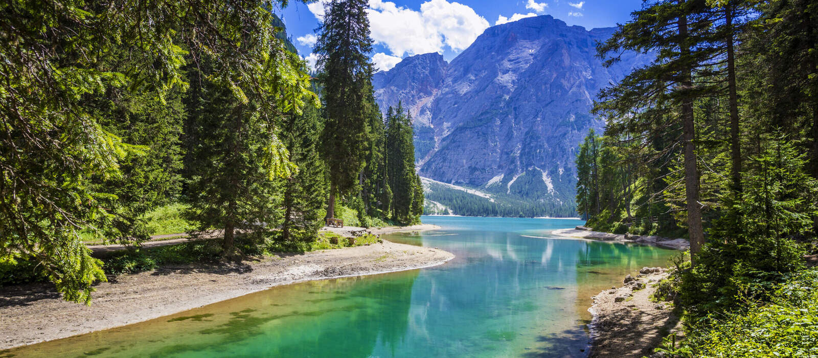 Pragser Wildsee mit Seekofel © mmphoto - stock.adobe.com