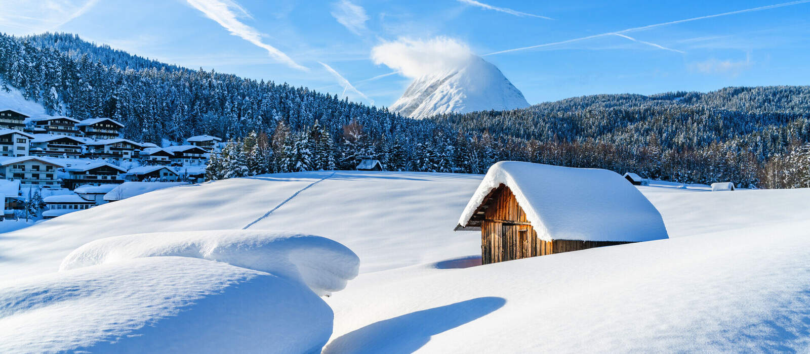 Winterpanorama in Seefeld in Tirol © beataaldridge - stock.adobe.com