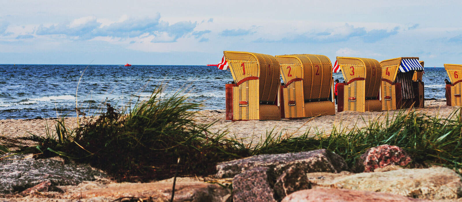 Strandkörbe an der Ostsee auf der Insel Poel © Kristin - stock.adobe.com
