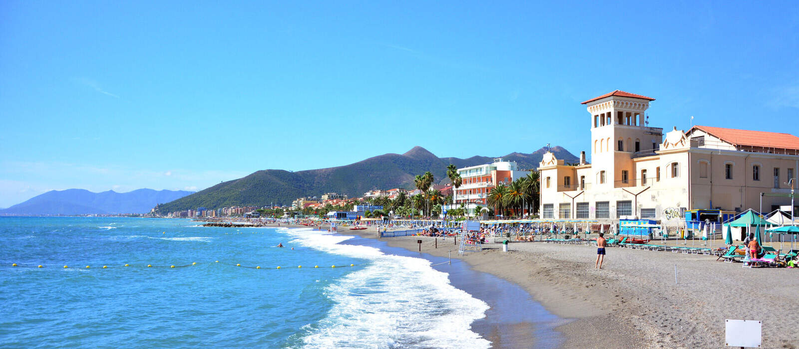 Strand von Loano © tony4urban - stock.adobe.com
