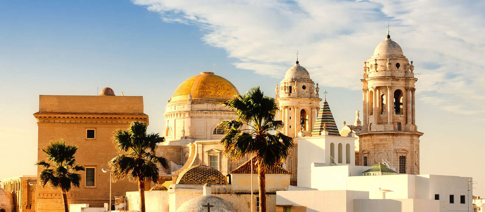 Alte Kathedrale in Cádiz © Mik Man - stock.adobe.com