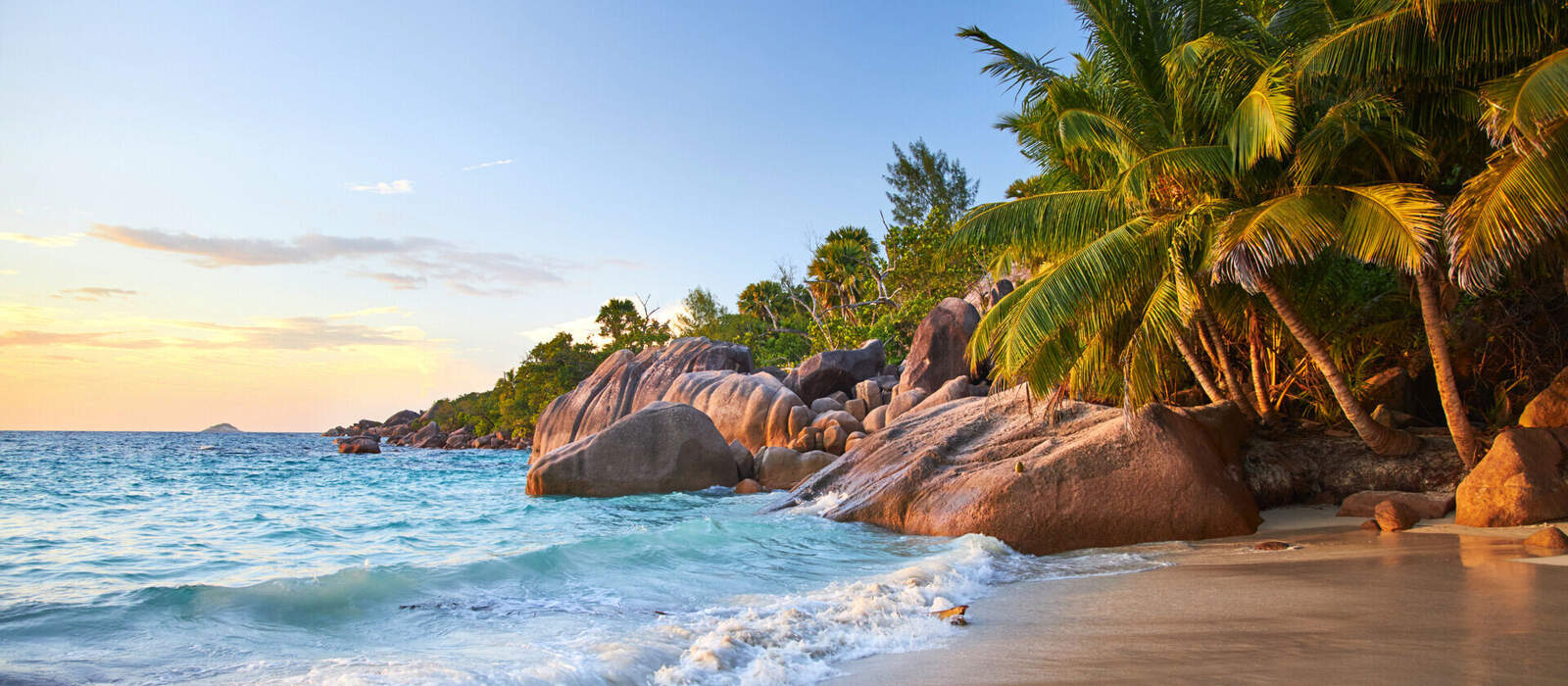 Strand Anse Lazio © Michael Stumpf - stock.adobe.com