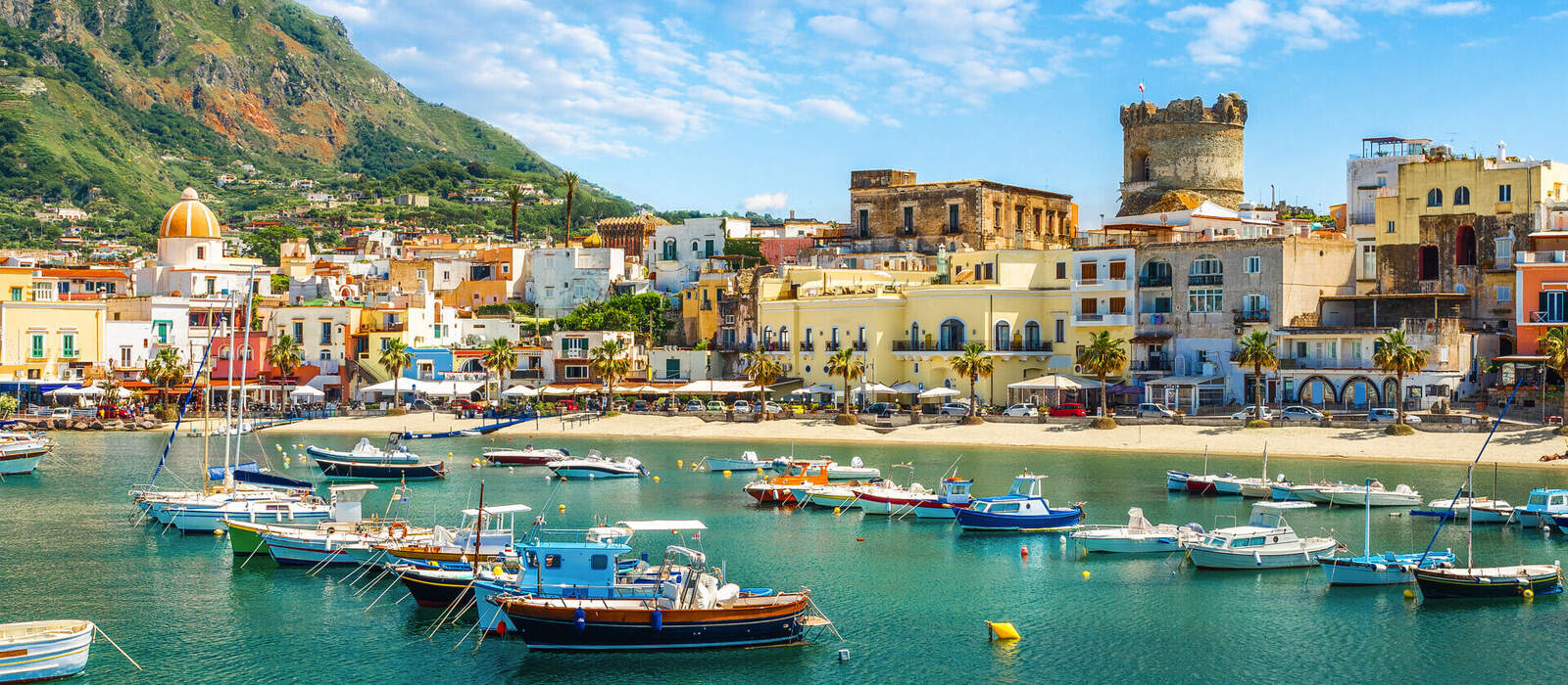 Forio auf der Insel Ischia © Balate Dorin - stock.adobe.com
