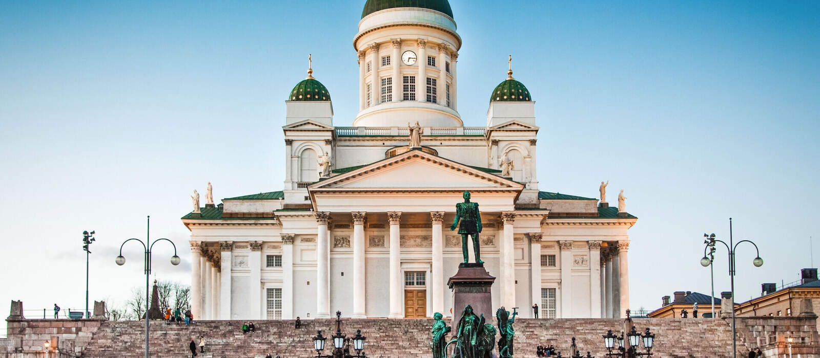 Dom von Helsinki im Abendlicht © JFL Photography - stock.adobe.com