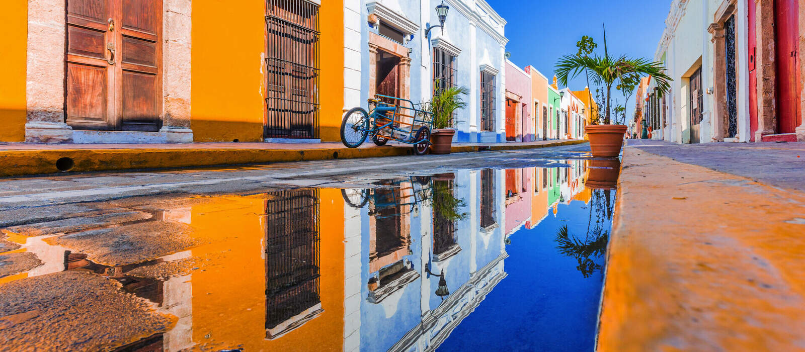 Straße in der Altstadt von Campeche © SCStock - stock.adobe.com