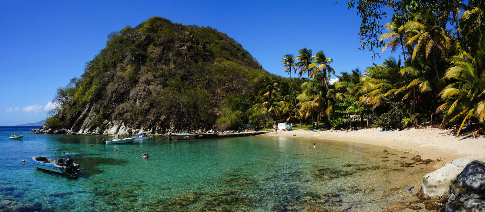 Zuckerhutstrand in Les Saintes, Guadeloupe © jlazouphoto - stock.adobe.com