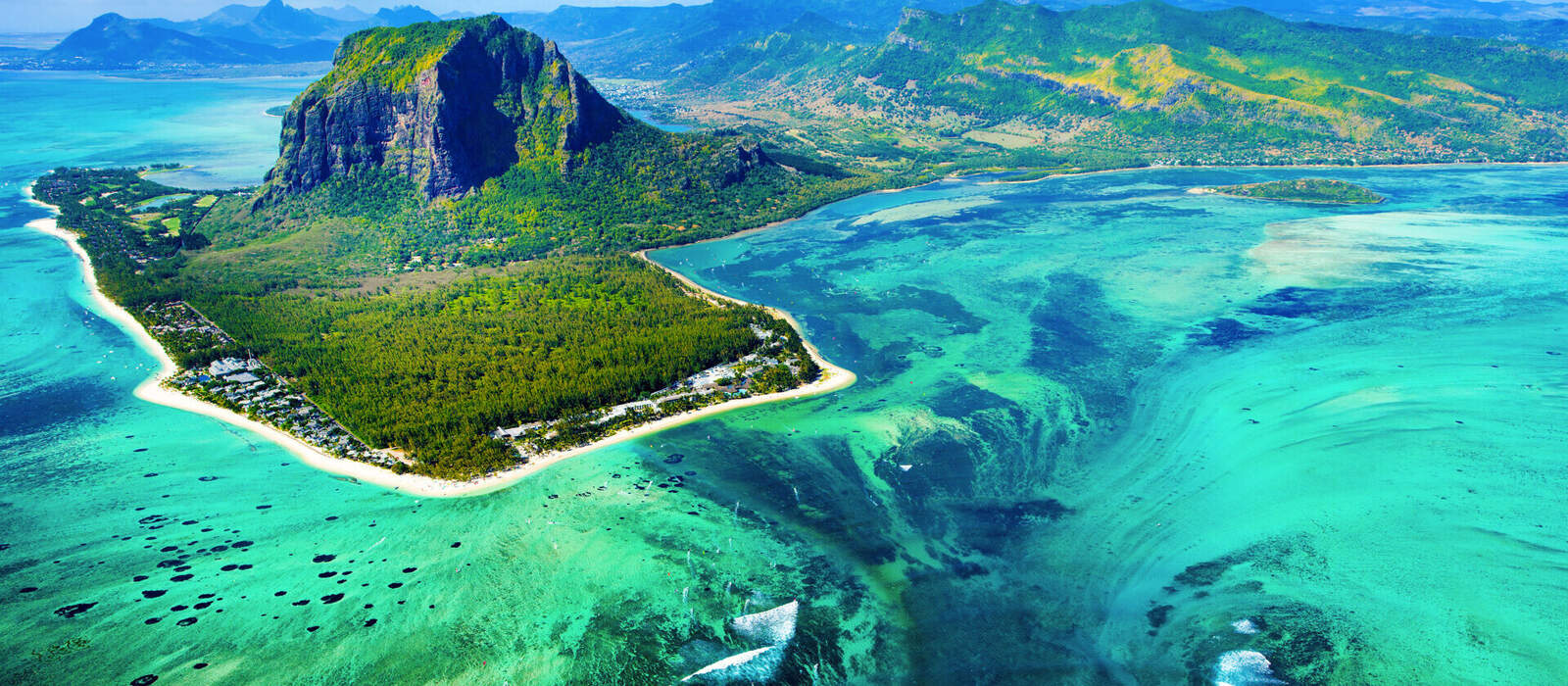 Luftaufnahme des Riffs der Insel Mauritius © Myroslava - stock.adobe.com