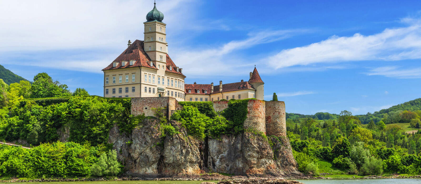 Schloss Schönbühel an der Donau in der Wachau © Sergey Fedoskin - stock.adobe.com