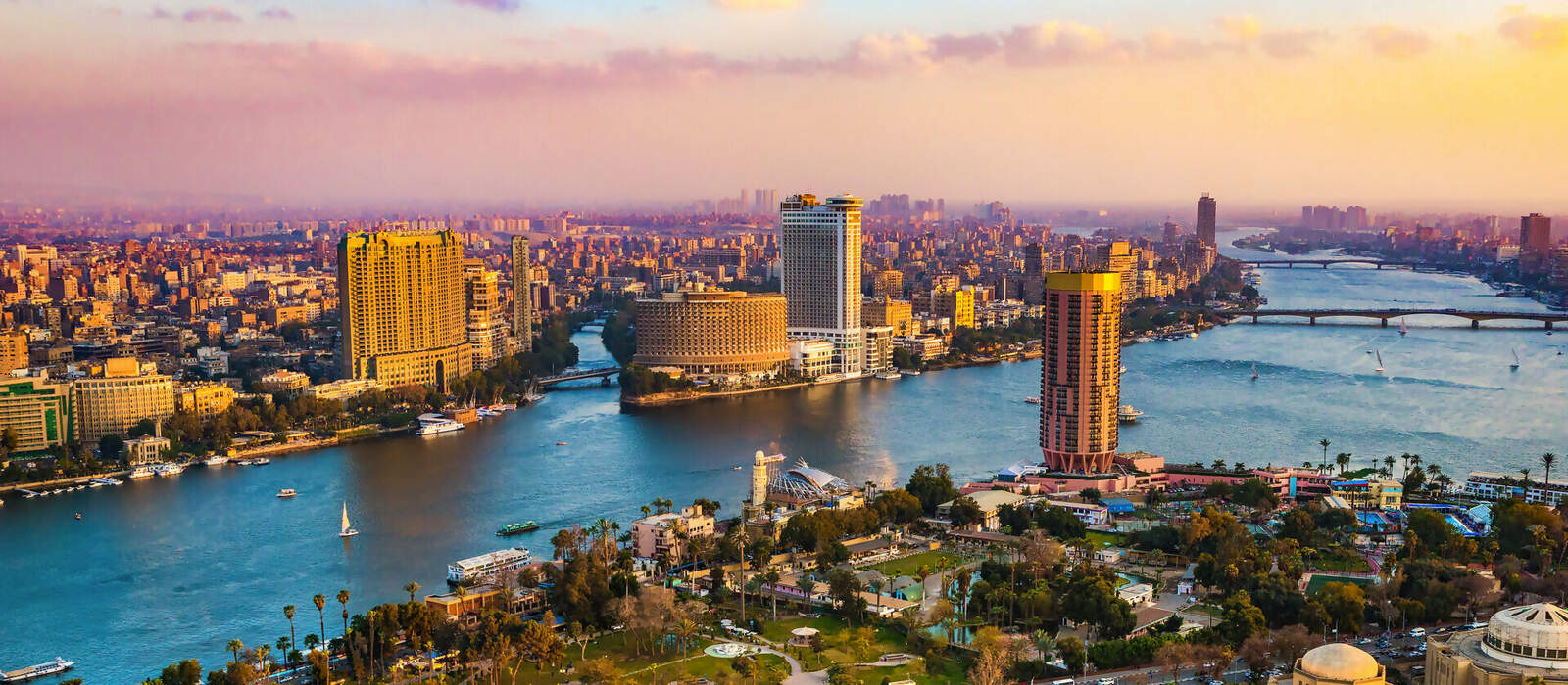 Cityscape Cairo City © Givaga - stock.adobe.com