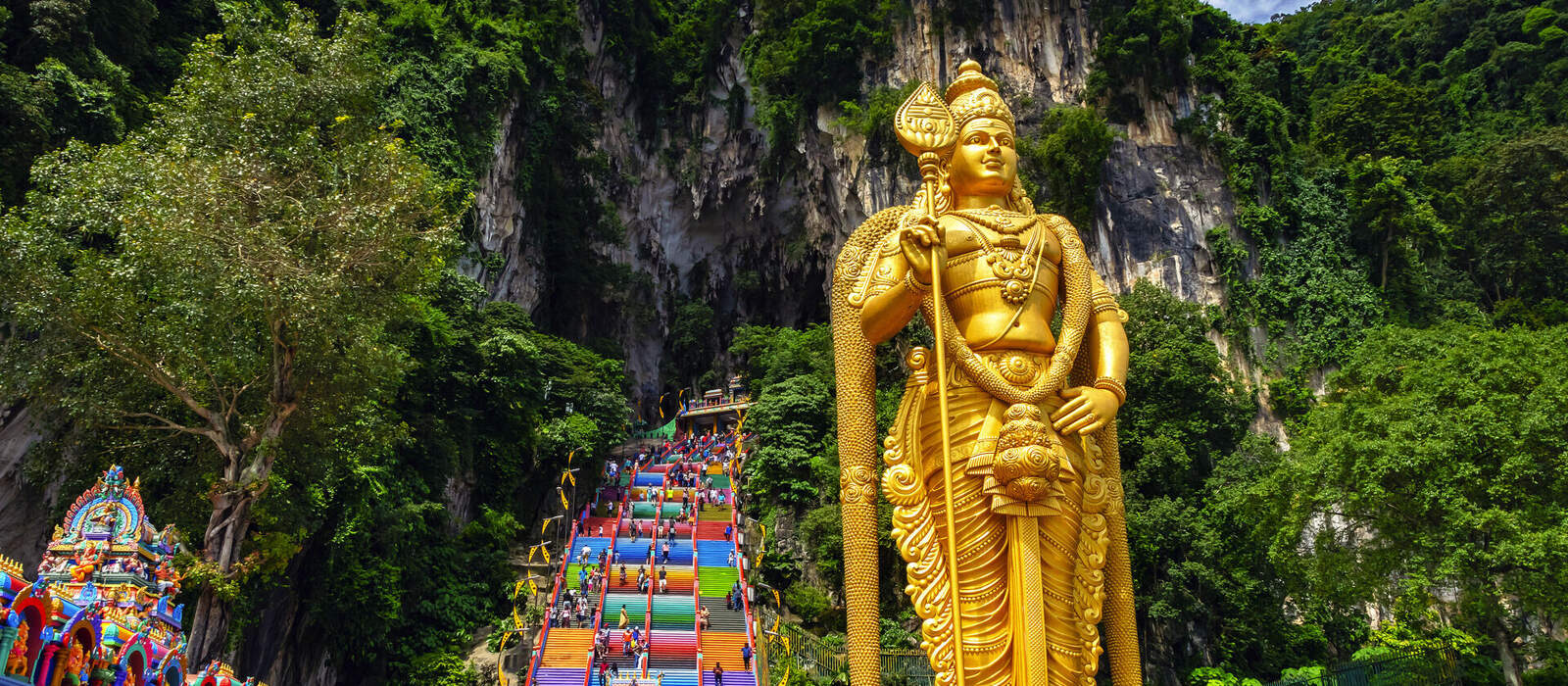 Batu cave in Malaysia, Hinduism temple © Andrzej Płotnikow - stock.adobe.com