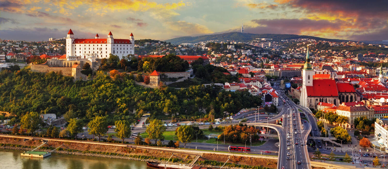 Bratislava, Slovakia © TTstudio - stock.adobe.com