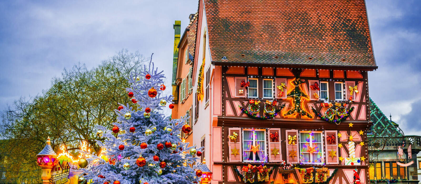 Weihnachtsmarkt in Colmar im Elsass, Frankreich © ecstk22 - stock.adobe.com
