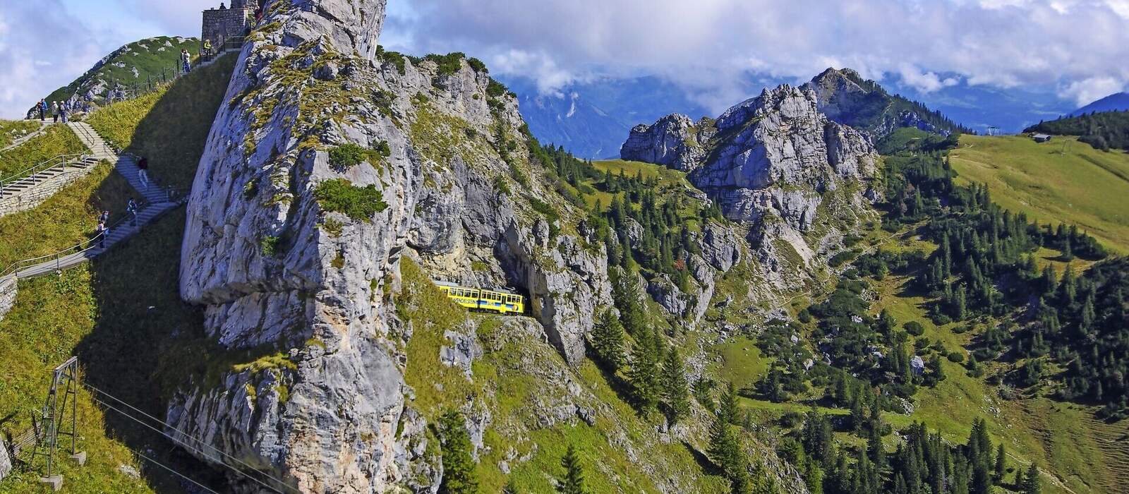 Wendelstein in den Bayerischen Voralpen © Bergfee - Fotolia