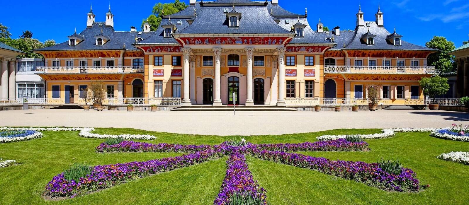 Schloss Pillnitz nahe Dresden, Deutschland © olimeg - Fotolia
