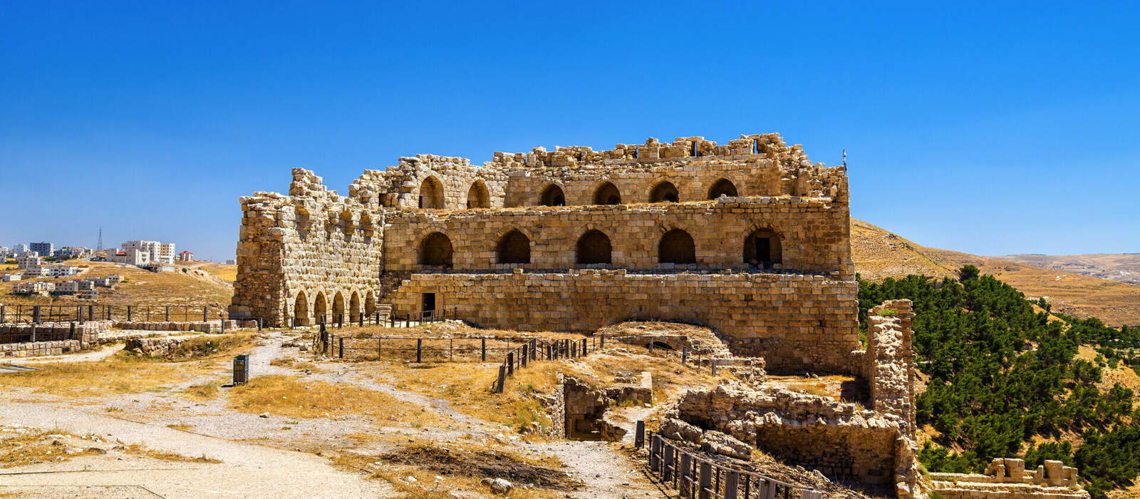 Kreuzritterburg Kerak - eine große Kreuzritterburg in al-Karak, Jordanien ©Leonid Andronov - stock.adobe.com