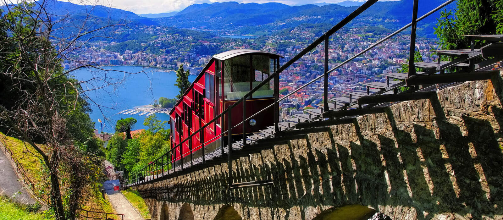 Lugano Standseilbahn ©LianeM - stock.adobe.com