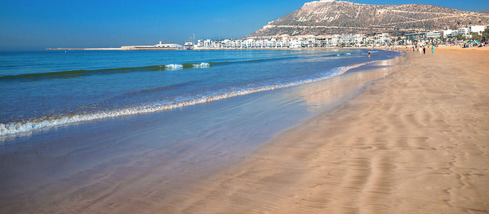 Agadir-Strand an der afrikanischen Atlantikküste im Sommer © cristianbalate - stock.adobe.com