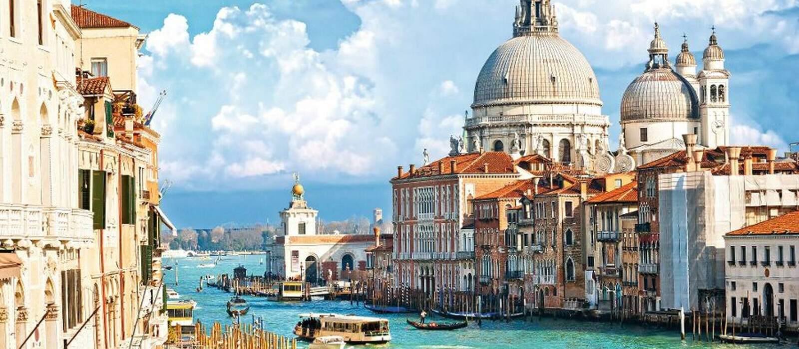 Venice, view of grand canal and basilica of santa maria della sa © MasterLu - Fotolia