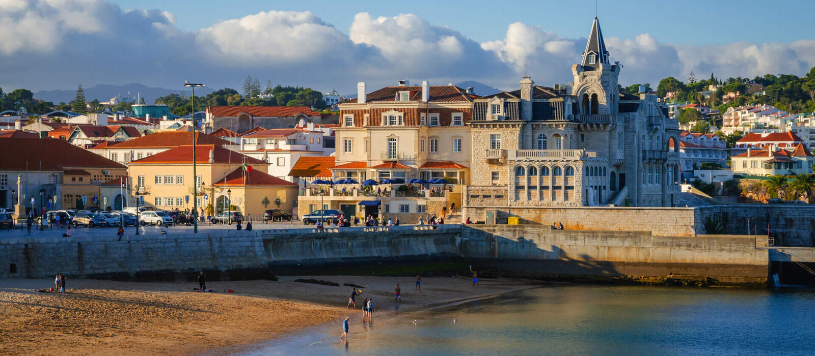 Altstadt von Cascais © Olena Zn - stock.adobe.com