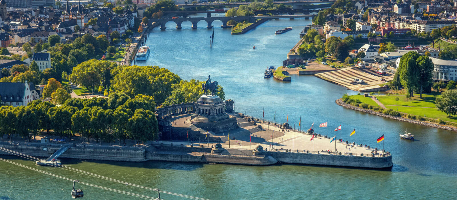 Koblenz - Blick auf das Deutsche Eck  © Sina Ettmer - stock.adobe.com