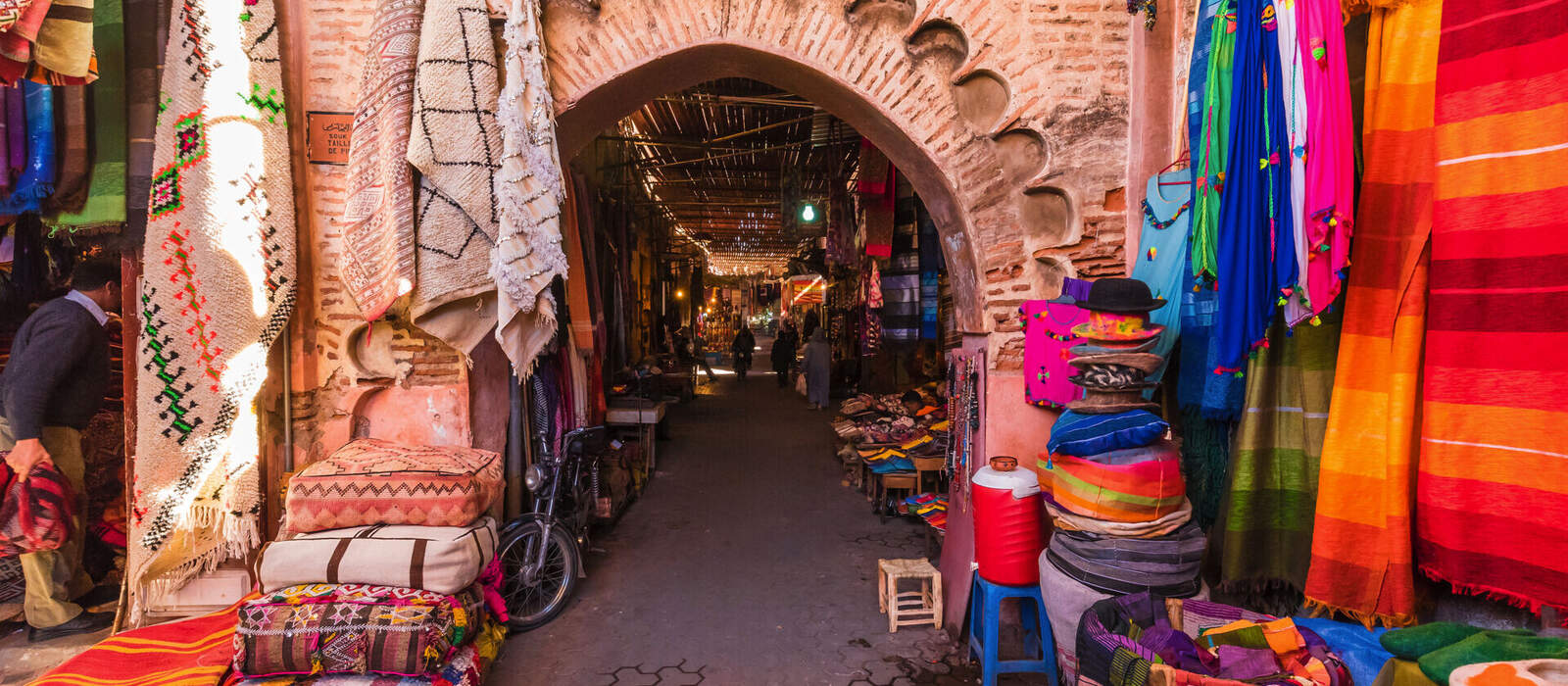 Jemaa el-Fna - das pulsierende Herz der Medina (Altstadt) von Marrakesch, Marokko © Balate Dorin - stock.adobe.com
