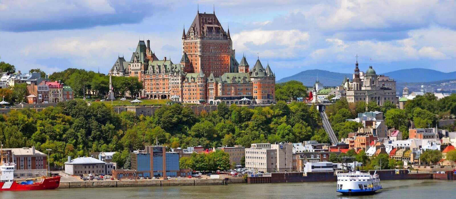Château Frontenac im kanadischen Québec © Daniel Meunier - Fotolia