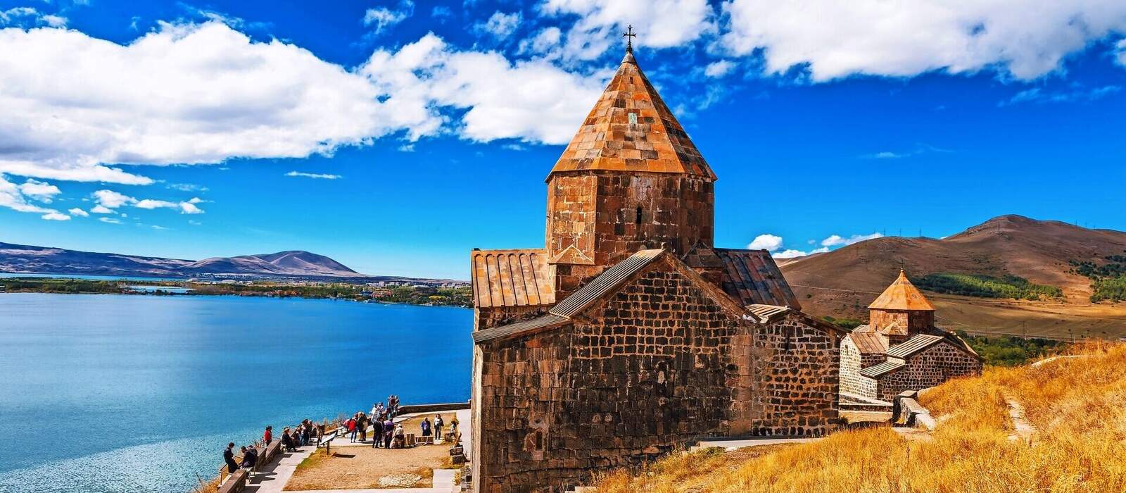 Sewanawank-Kloster in Sevan in Armenien © photoaliona - stock.adobe.com
