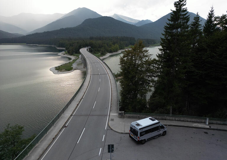 Mit dem WebCamper unterwegs durch die Berge Mit dem WebCamper unterwegs durch die Berge
